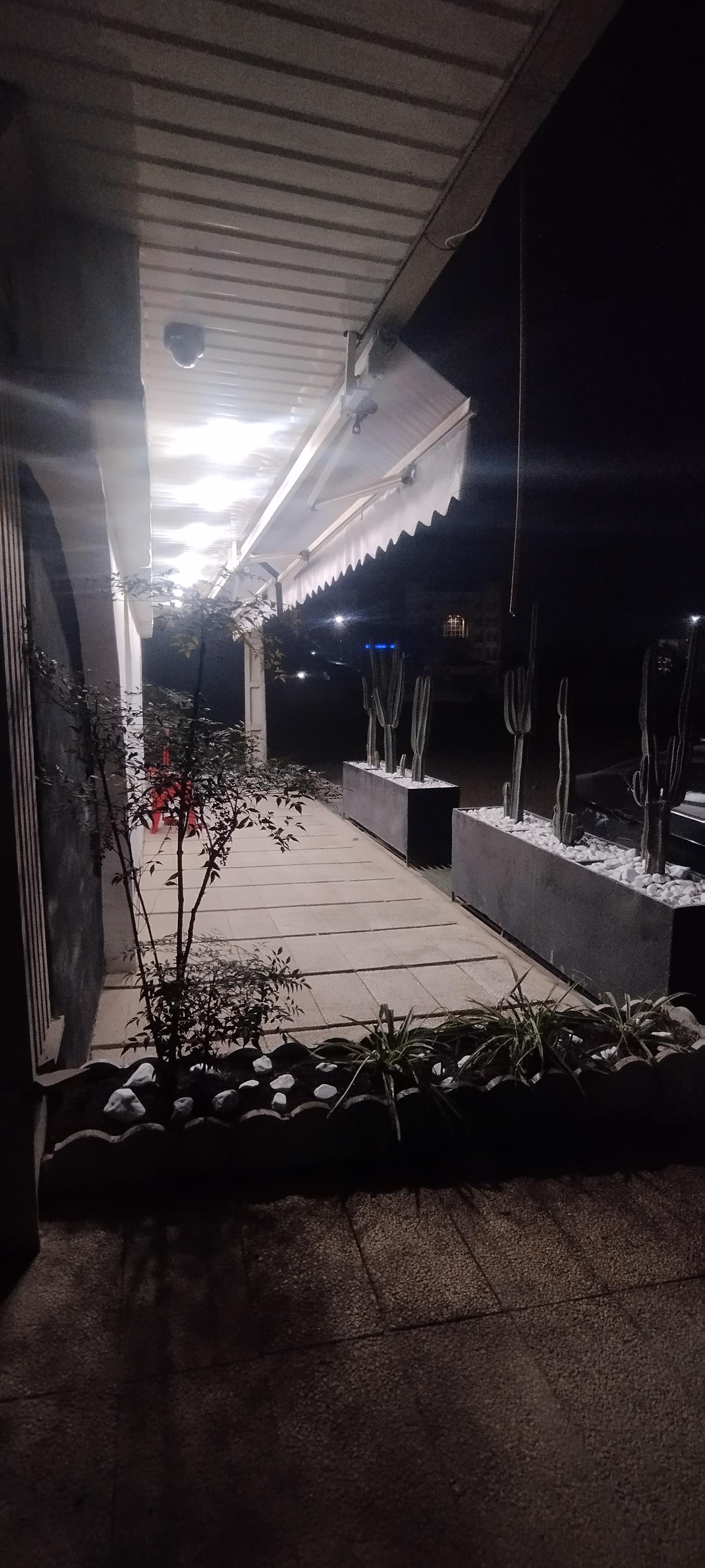 عکس فست فود پوآ