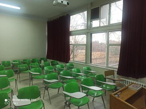 عکس دانشکده شهید شرافت