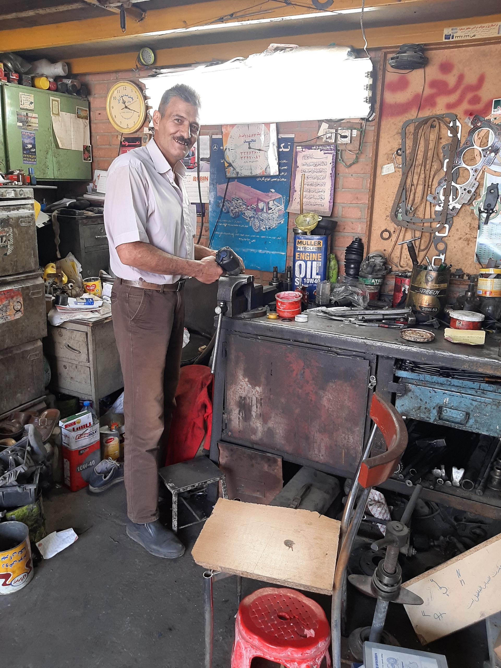 عکس مکانیکی رضا