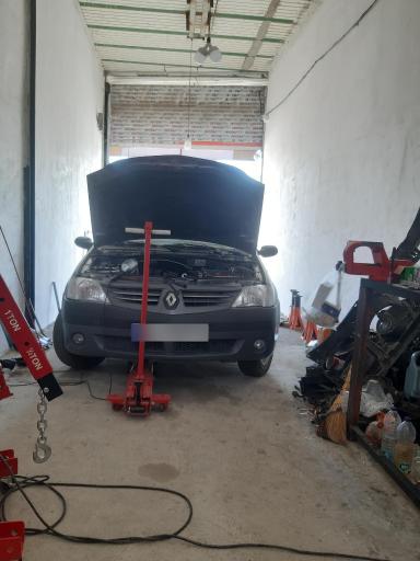 عکس تعمیرگاه تخصصی کارل