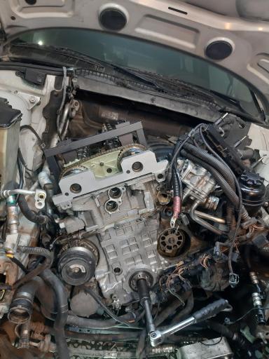 عکس تعمیرگاه تخصصی کارل