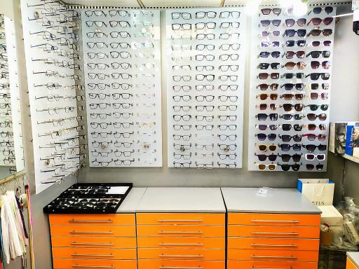 عینکسازی تخصصی الغدیر