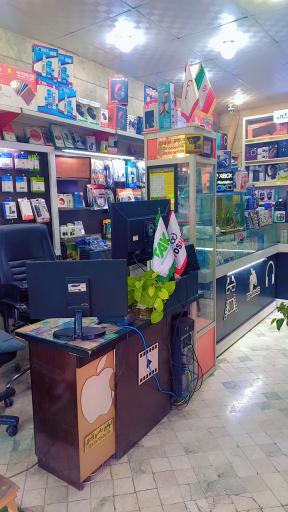 عکس لوازم جانبی و محصولات فرهنگی رادین