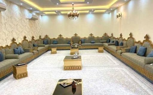 عکس کارگاه تولیدی مبلمان خلیجی قائم