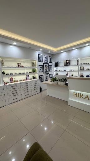 عکس بینایی سنجی و عینک هیراد