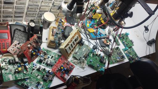 عکس تعمیرات برد 24