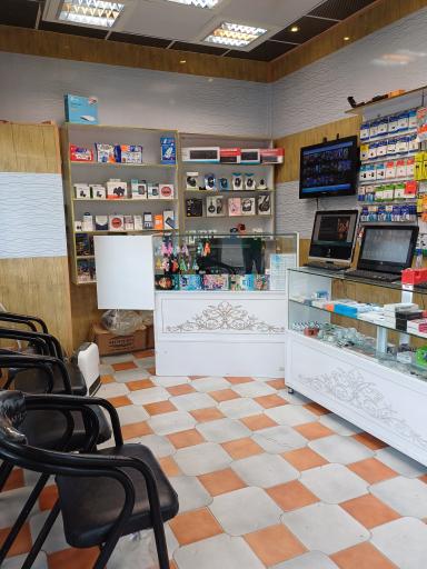 عکس محصولات فرهنگی فیلم شب (شعبه مرکزی)