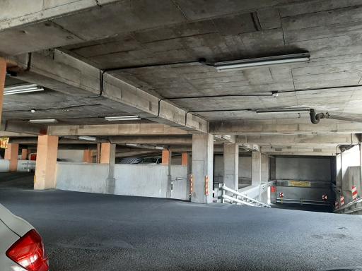 عکس پارکینگ طبقاتی صادقیه