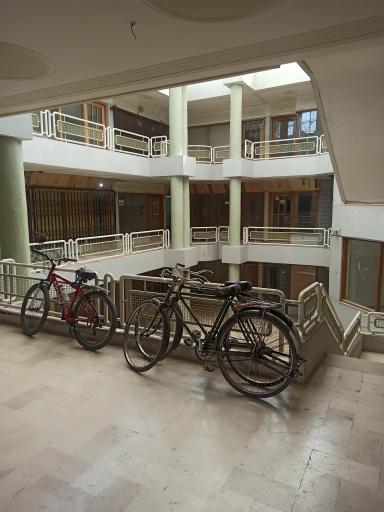عکس پاساژ زیتون کوچه مشیر