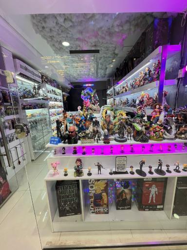 عکس فیگور شاپ مستر اچ