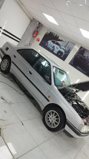 عکس خدمات سرامیک کریستال خودرو