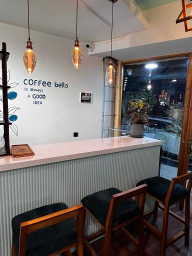 عکس کافه بلا