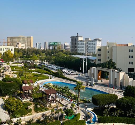 عکس هتل گامبرون کیش