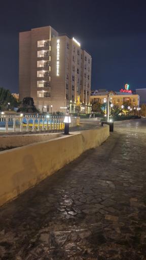 عکس هتل گامبرون کیش