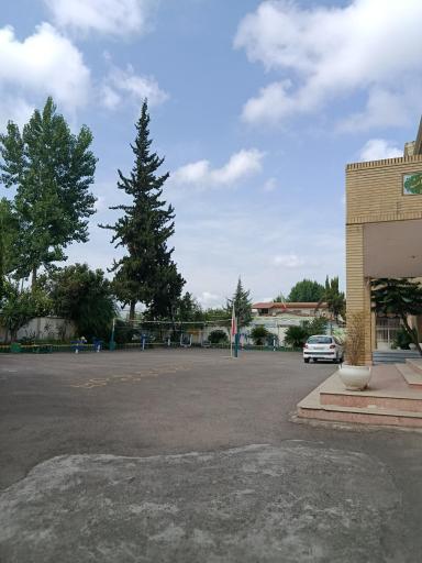 عکس دبیرستان دخترانه شیوا
