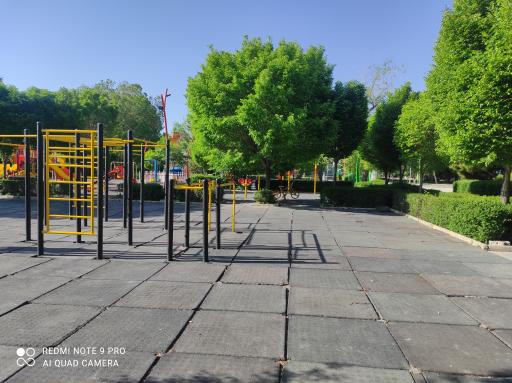 عکس مجموعه ورزشی پارک ایثارگران