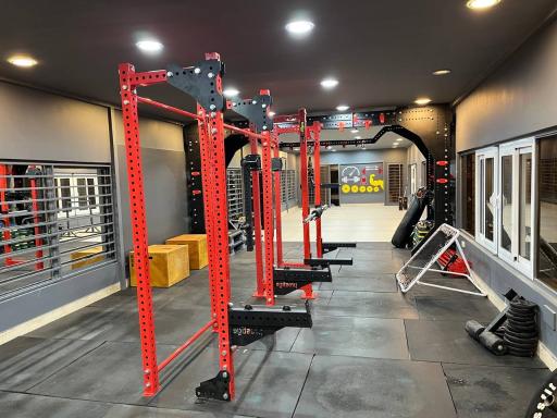 عکس باشگاه تخصصی تناسب اندام آی جیم