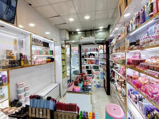 عکس لوازم آرایشی هلن 