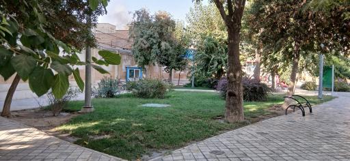 عکس بوستان ناظم الاطباء