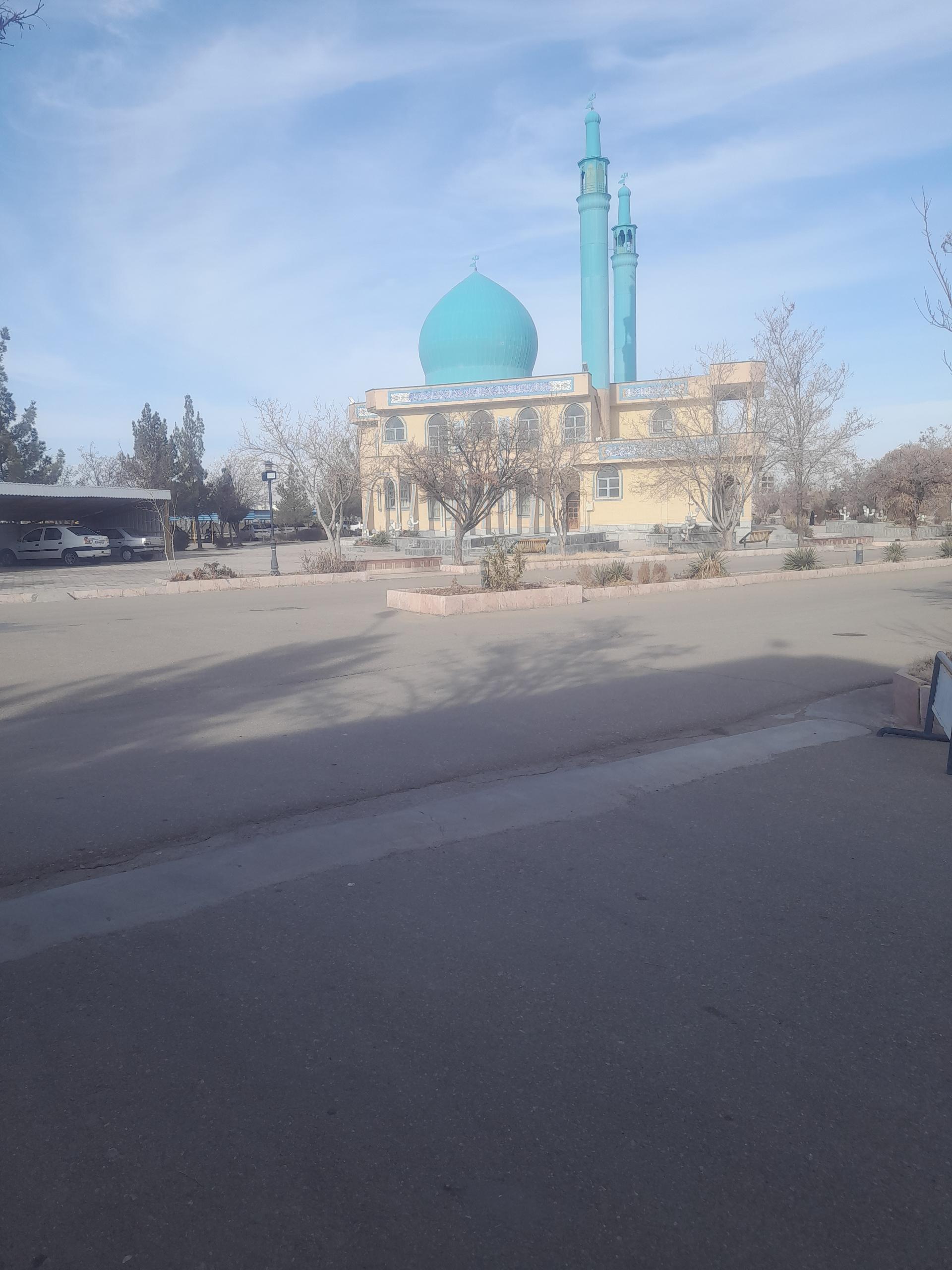 عکس مسجد باقرالعلوم دانشگاه آزاد اسلامی