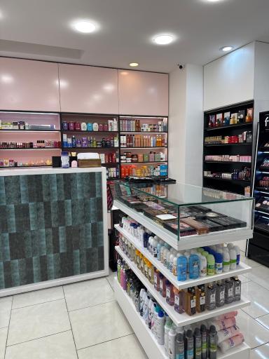 عکس آرایشی آرسس بیوتی شعبه دوم