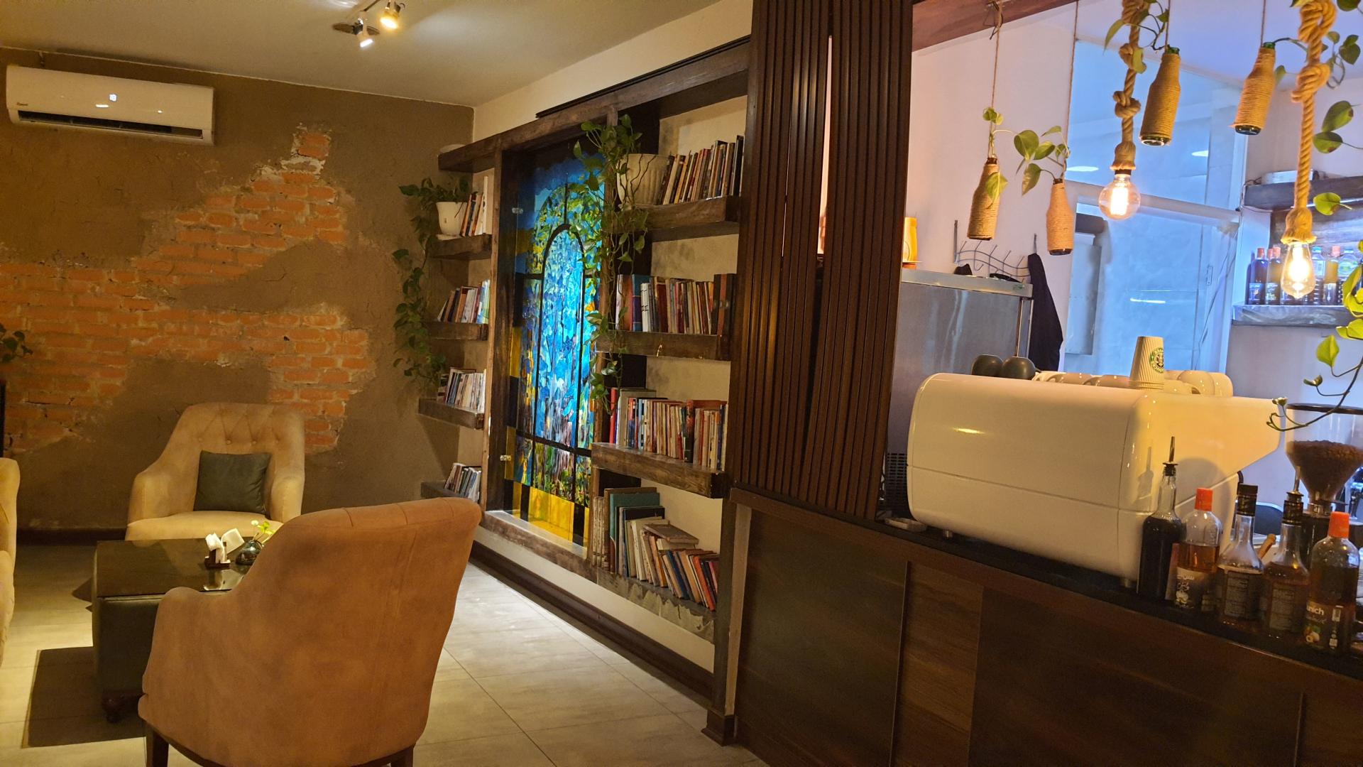 عکس کافه کتاب 