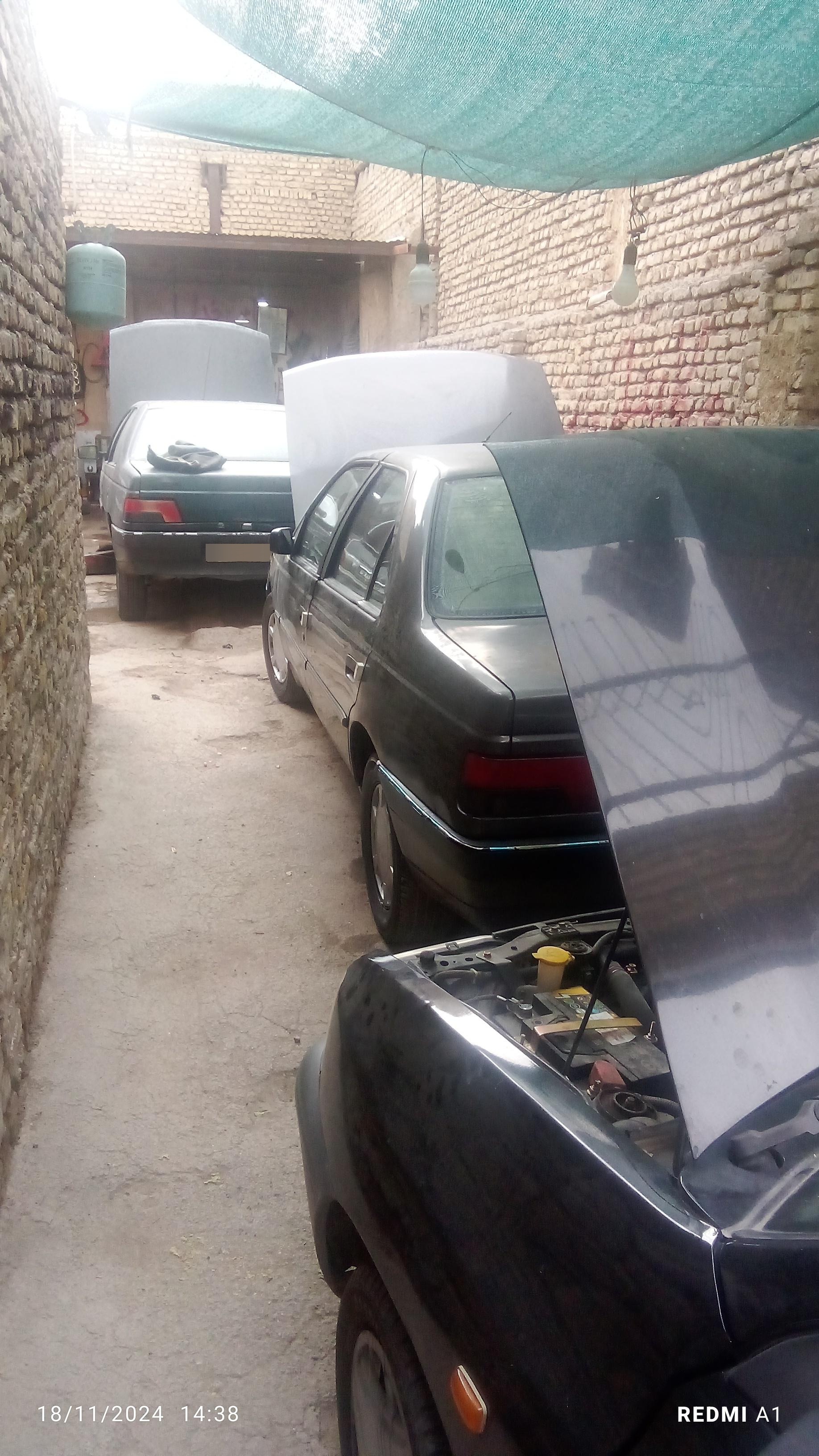 عکس تعمیرگاه مکانیکی پژو 