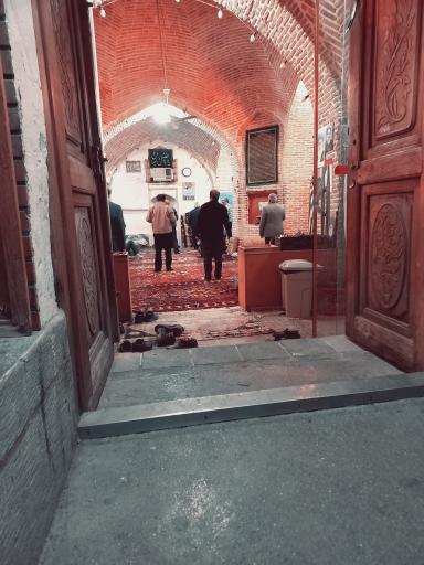 عکس بال چهارم بازار بزرگ امام زادگان دو خاتون