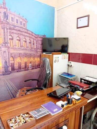 عکس مشاور املاک کسرا