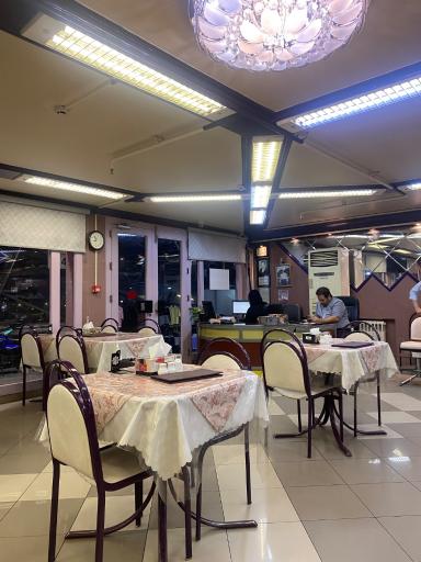عکس رستوران حاج محسن