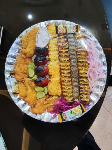 عکس کترینگ غذای ایل دا