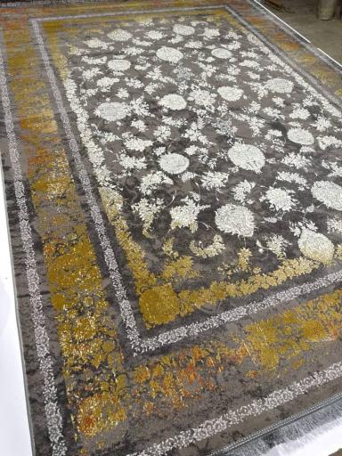 عکس سرزمین فرش آقای کارگر