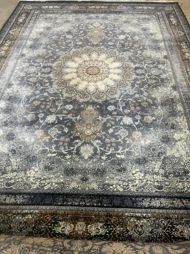 عکس سرزمین فرش آقای کارگر