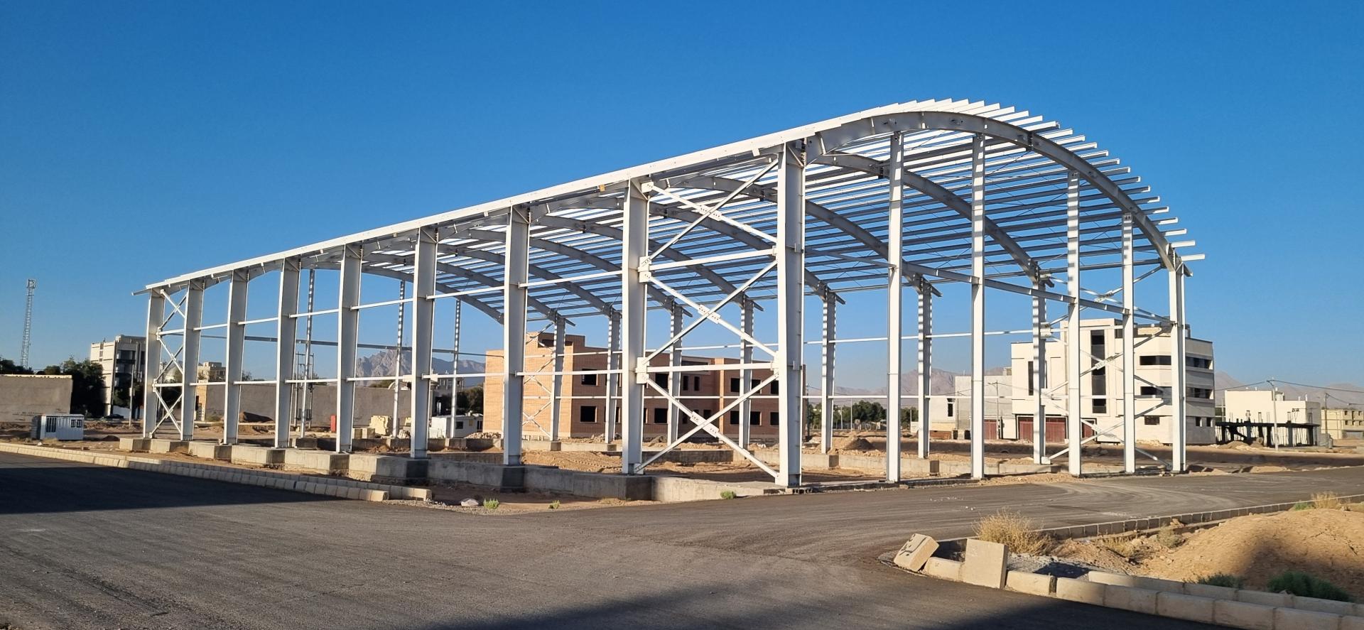 عکس مجموعه ورزشی کارگران شاهین شهر (در حال ساخت)