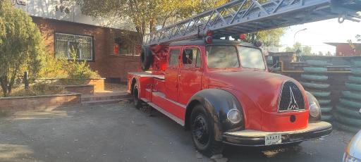 عکس معاونت فرهنگ و ایمنی و آموزش آتش نشانان داوطلب 