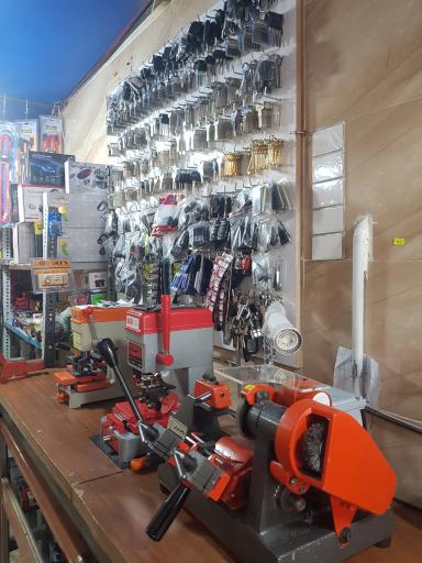 عکس کلید سازی و دزدگیر امیر