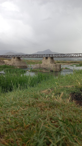 عکس پل کهنه بیستون