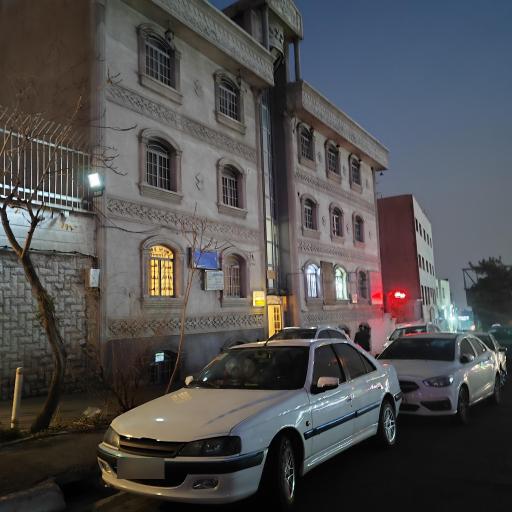 عکس ساختمان پزشکان اردلان