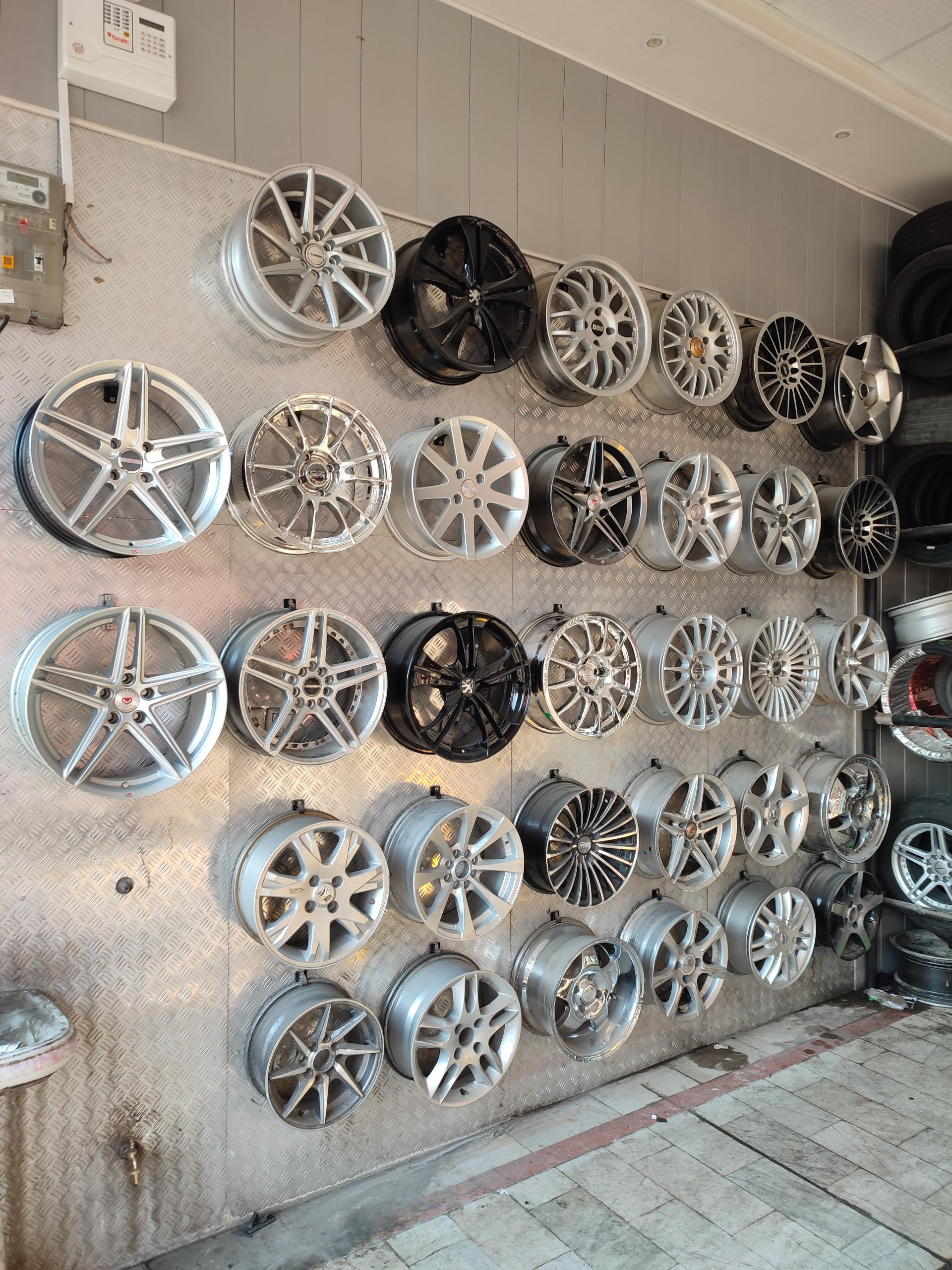 عکس فروشگاه رینگ و لاستیک پیمان