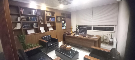 عکس دفتر وکالت علی پورقاسم