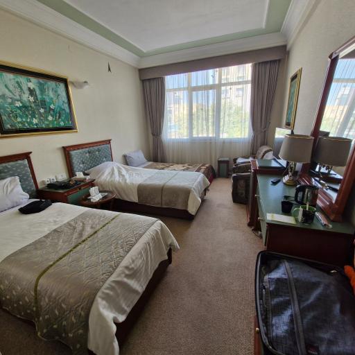 عکس هتل اخوان