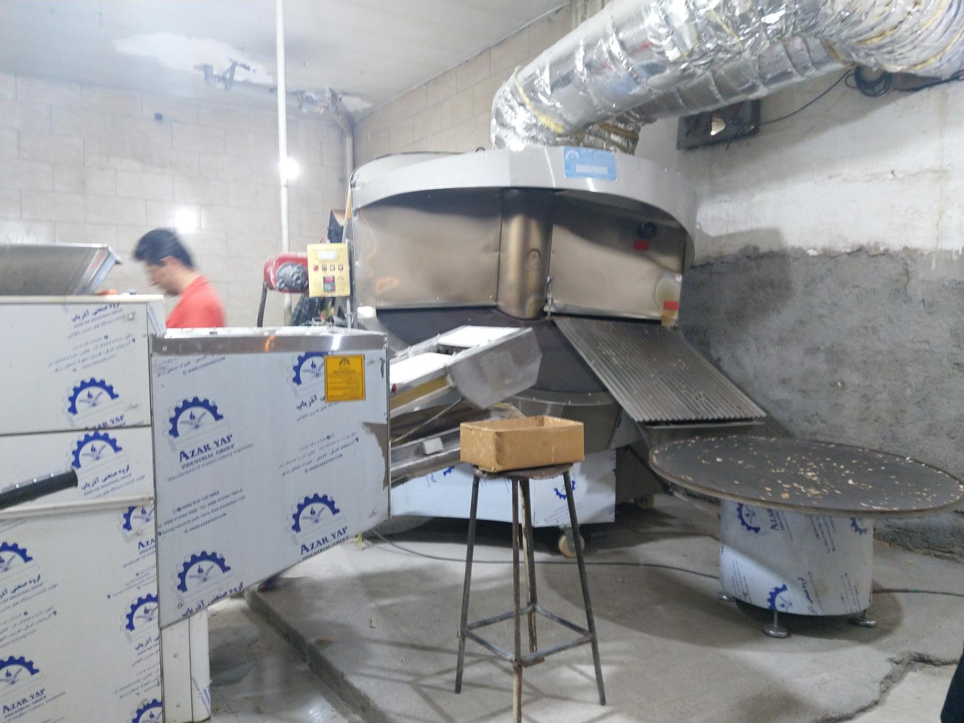 عکس نانوایی مقدم