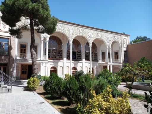 عکس دانشگاه هنر اسلامی تبریزنقاشی