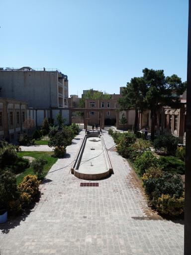 عکس دانشگاه هنر اسلامی تبریزنقاشی