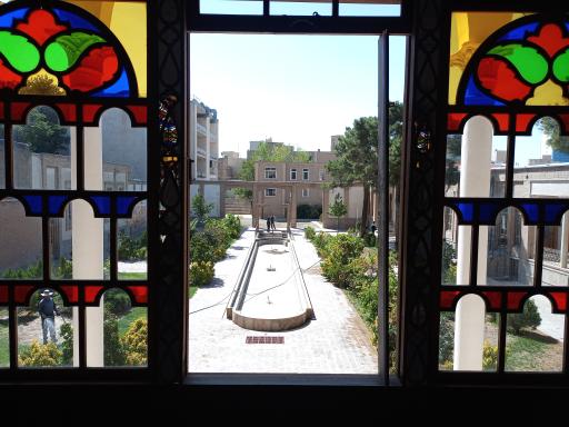 عکس دانشگاه هنر اسلامی تبریزنقاشی