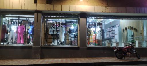 عکس مانتوفروشی چی وان چی