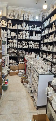 عکس فروشگاه لوازم هنری گلستان