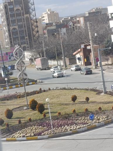 عکس میدان سهند 