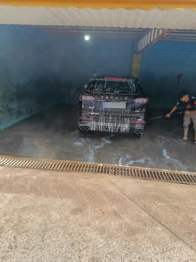 عکس کارواش کادوس