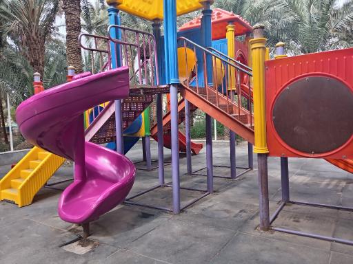 عکس پارک بازی کودکان